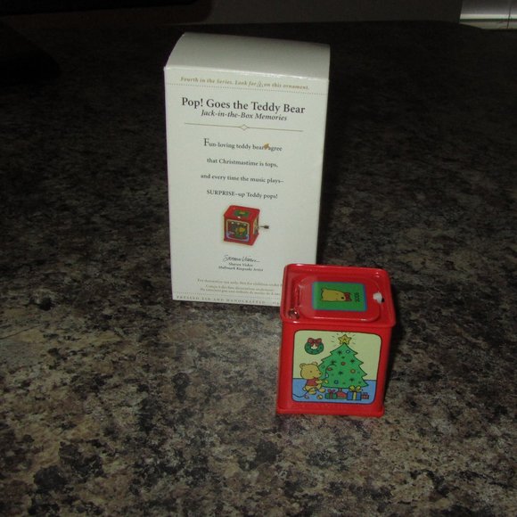 Pop! Goes The Teddy Bear Ornament/Jack in the Box - Picture 6 of 7